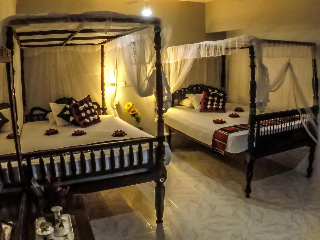 Wijenayake'S - Beach Haven Guest House - Galle Fort Exterior photo
